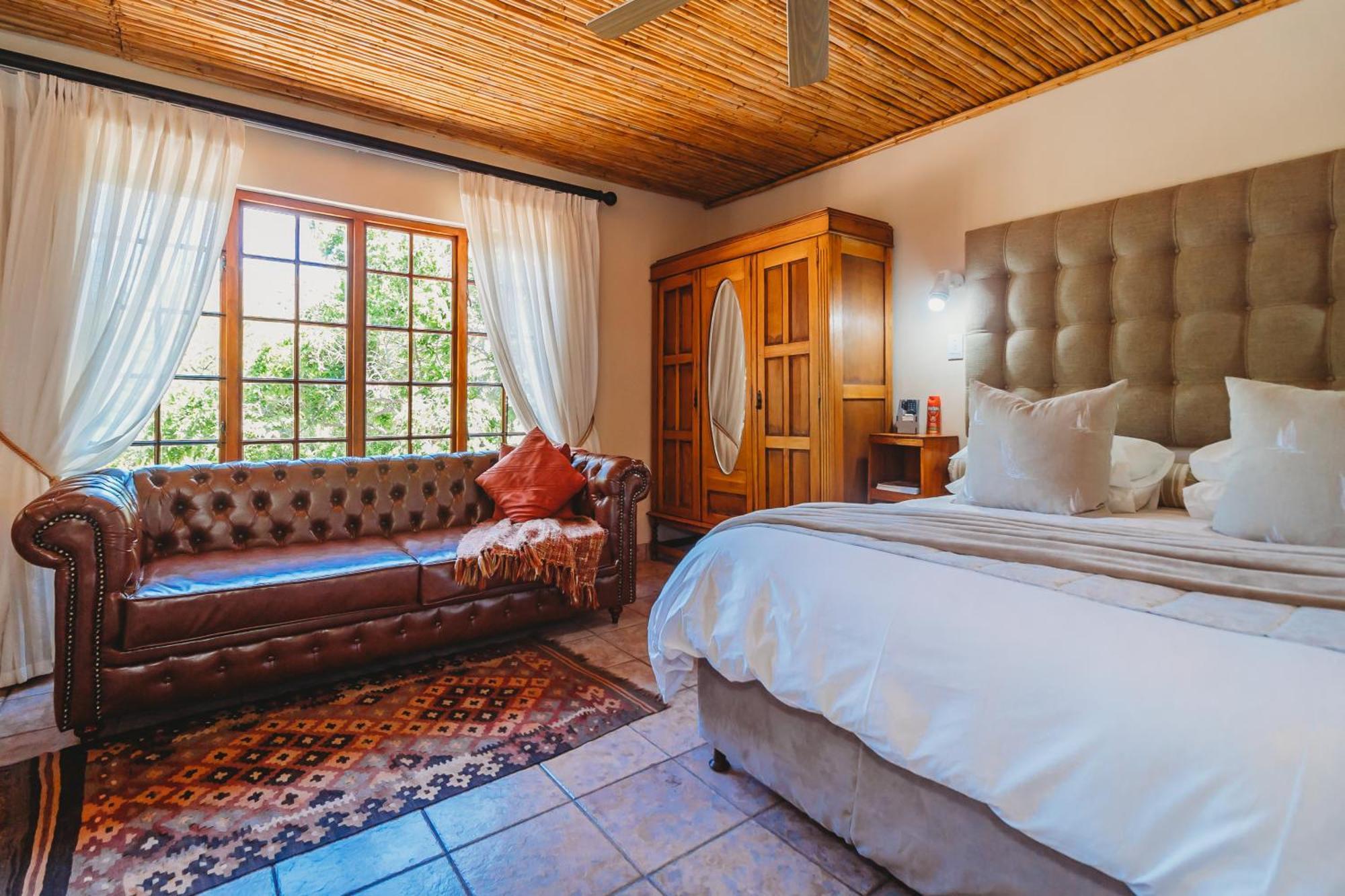 De Poort Country Lodge Oudtshoorn Exterior foto