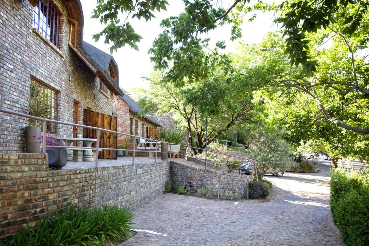 De Poort Country Lodge Oudtshoorn Exterior foto